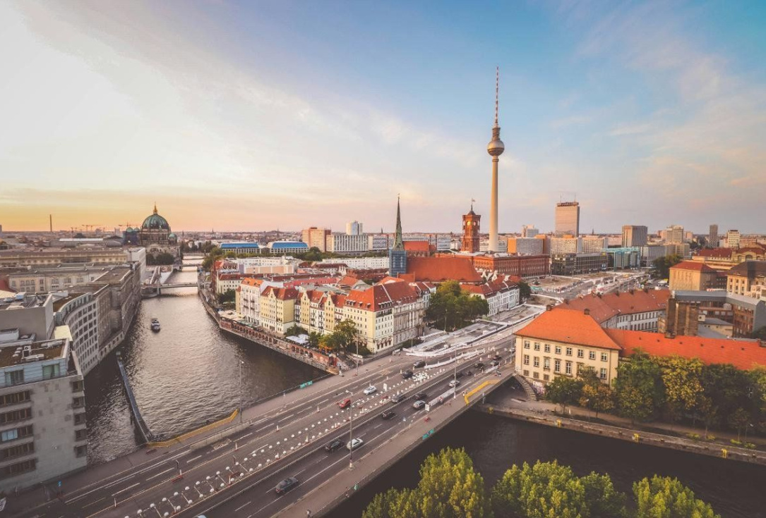 Berlin Summit Puts Spotlight on Europe's Negotiating Format for Ukraine
